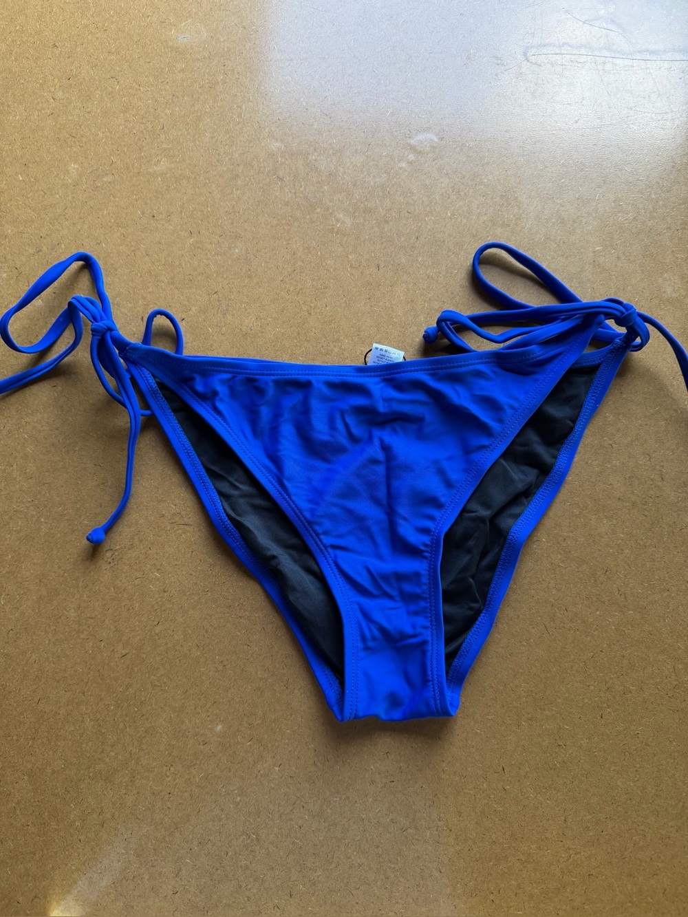 Ocean Blues NEW Women's String Bikini Tie Bottom Size Small #260364